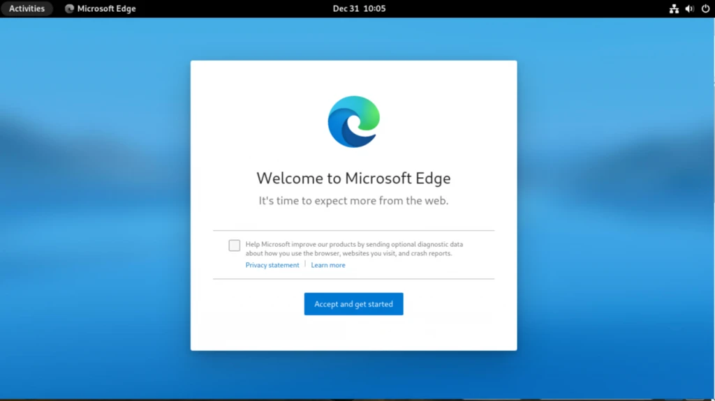  Microsoft Edge на Fedora Linux.